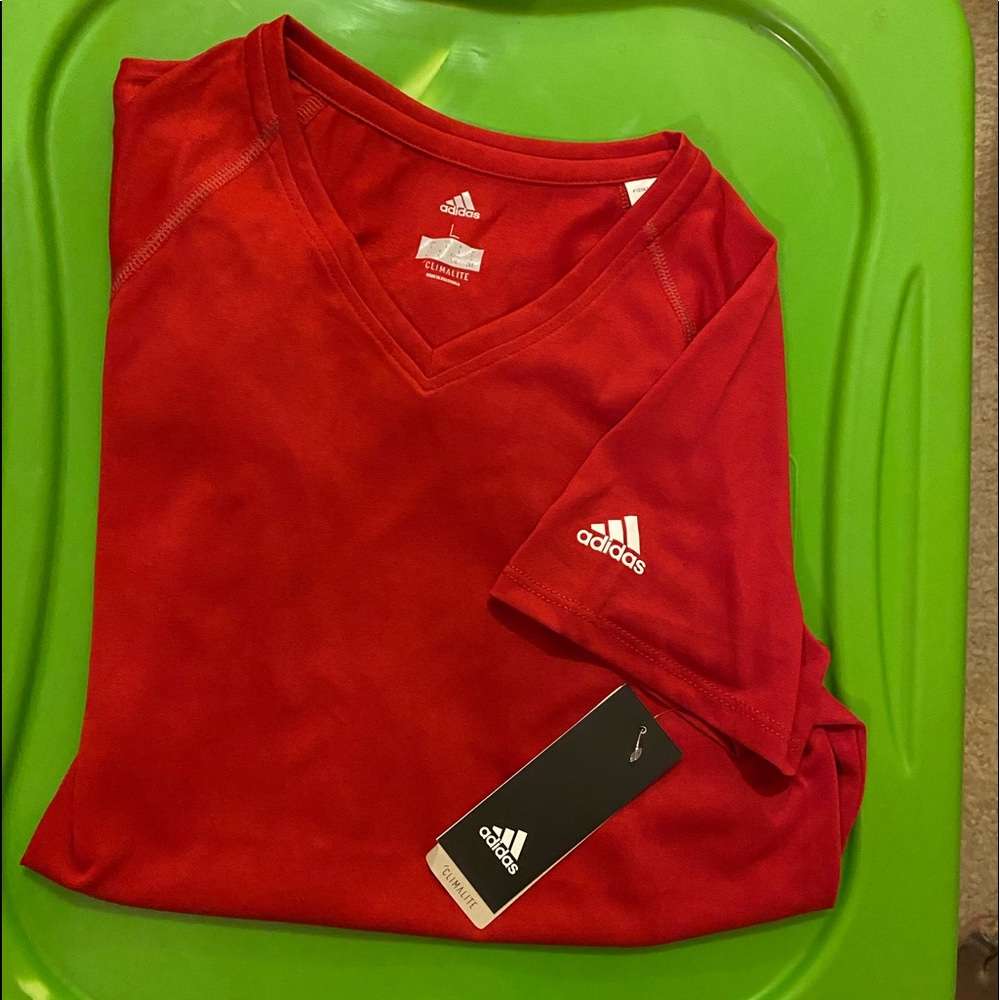 Adidas 💚Men’s T-Shirt Size Large Sort Sleeve 💚